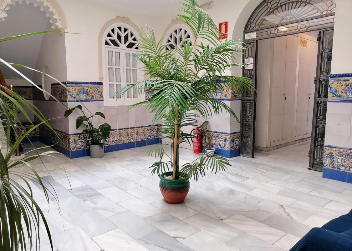 Liam Studio In Sevilla Centric Exterior photo